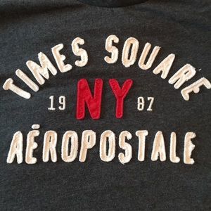 Aeropostale Tee Youth Large/runs big Men’s M.